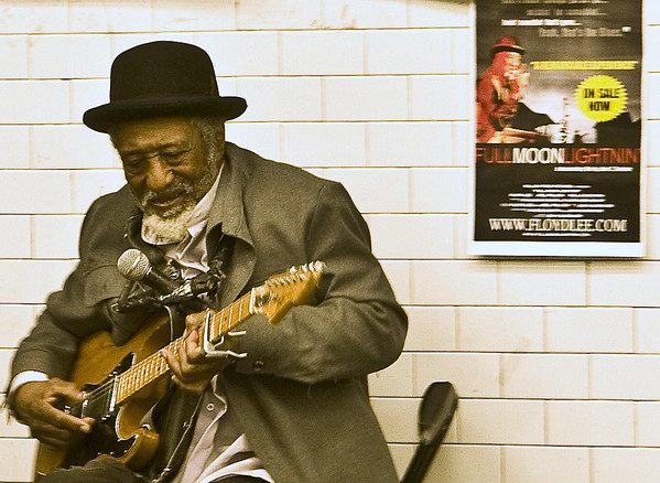 A 2842399 1664020678